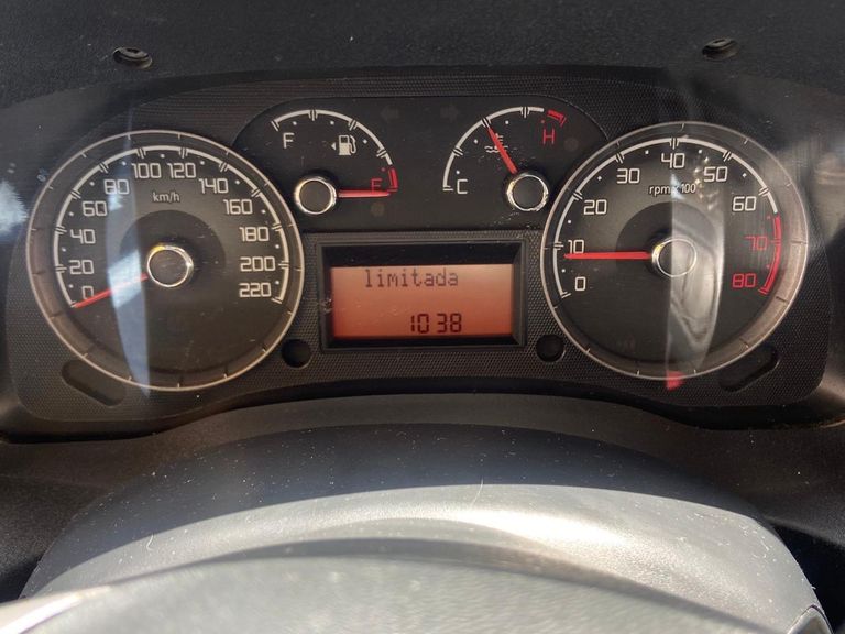 Fiat Doblo ESSENCE 1.8 Flex 16V 5p