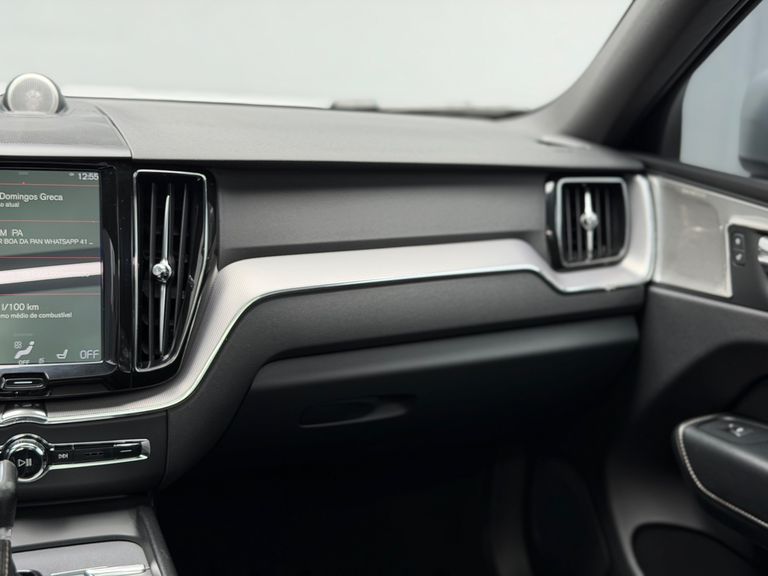 Volvo XC 60 T-5 R-DESIGN 2.0 AWD 5p