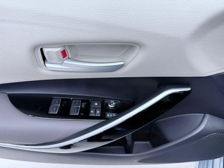 Toyota Corolla Altis 1.8 16V Aut. (Híbrido)