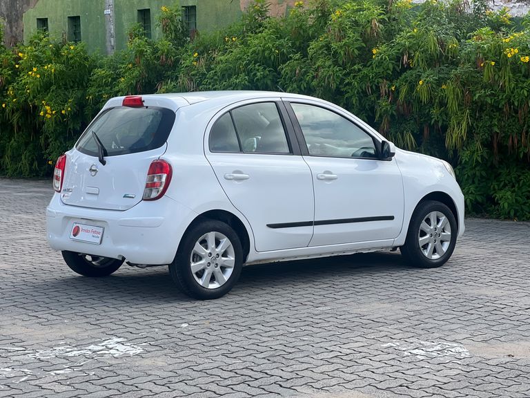 Nissan MARCH S 1.0 16V Flex Fuel 5p