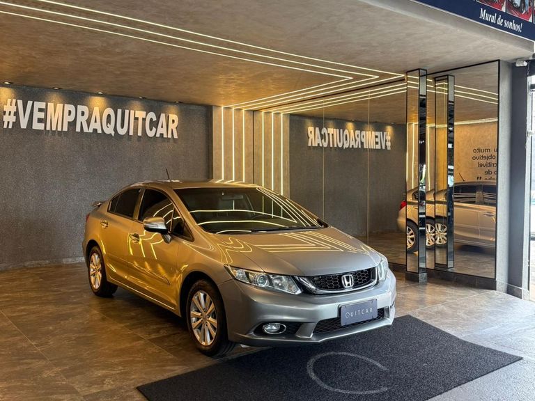 Honda Civic Sedan LXR 2.0 Flexone 16V Aut. 4p