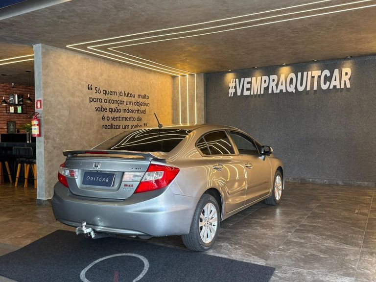 Honda Civic Sedan LXR 2.0 Flexone 16V Aut. 4p