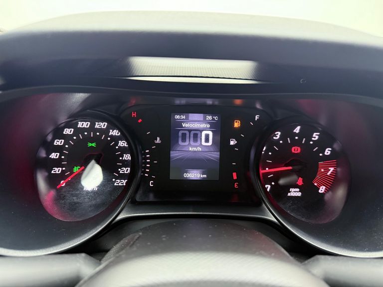 Fiat ARGO TREKKING 1.3 8V Flex