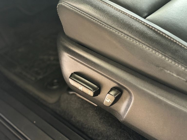 Toyota Hilux CD SRX 4x4 2.8 TDI 16V Diesel Aut.