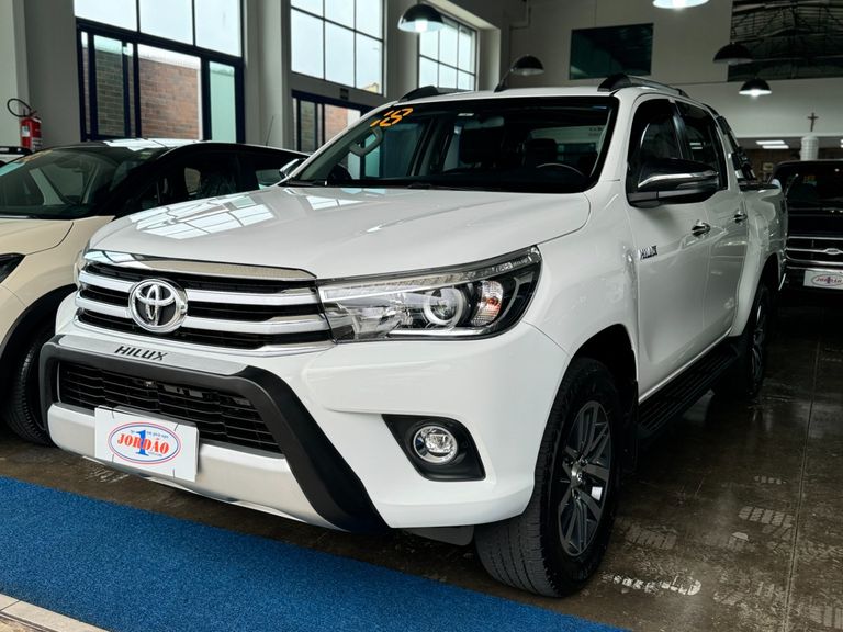 Toyota Hilux CD SRX 4x4 2.8 TDI 16V Diesel Aut.