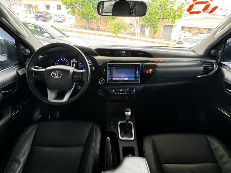 Toyota Hilux CD SRX 4x4 2.8 TDI 16V Diesel Aut.