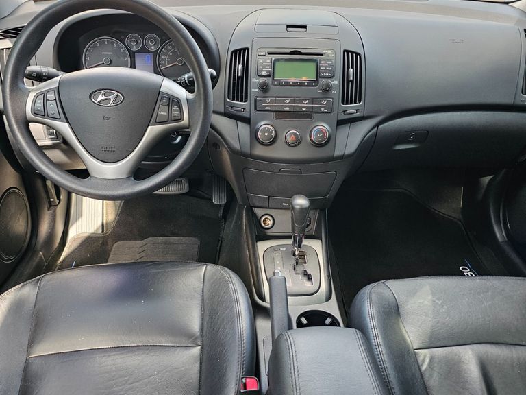 Hyundai i30 2.0 16V 145cv 5p Aut.