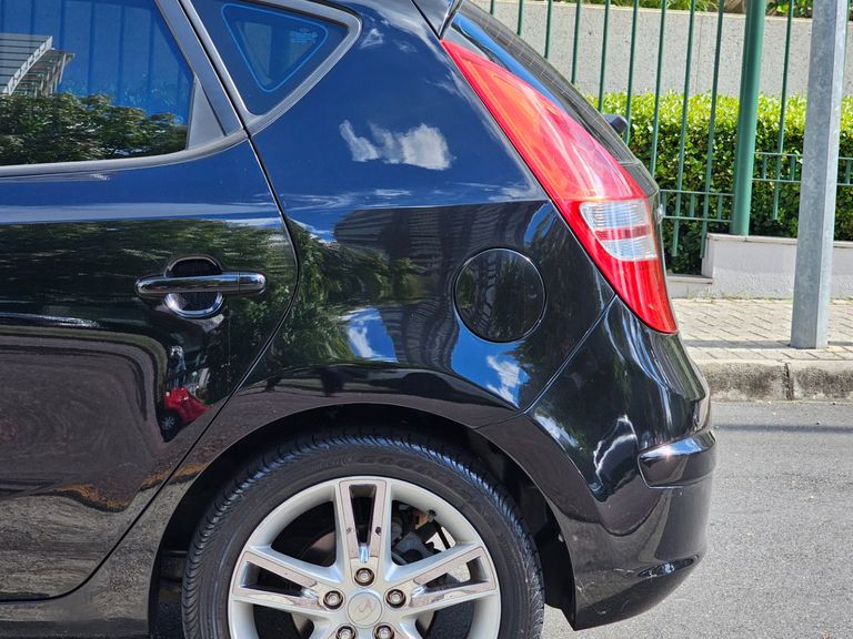 Hyundai i30 2.0 16V 145cv 5p Aut.