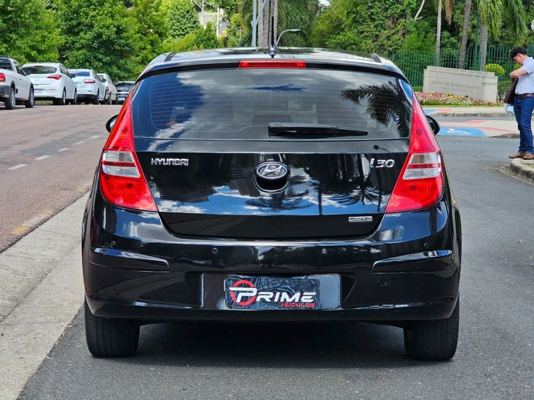 Hyundai i30 2.0 16V 145cv 5p Aut.