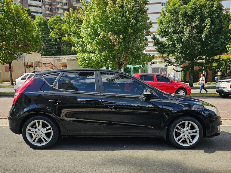 Hyundai i30 2.0 16V 145cv 5p Aut.