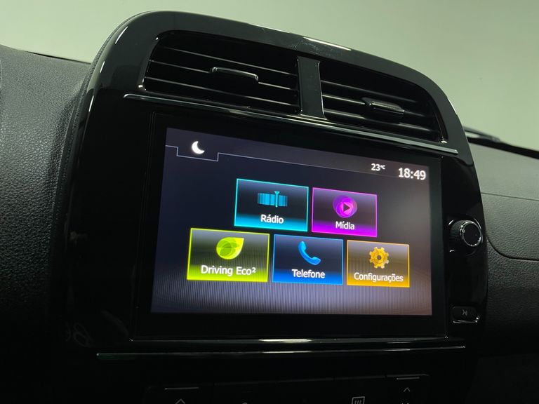 Renault KWID OUTSIDER 1.0 Flex 12V 5p Mec.