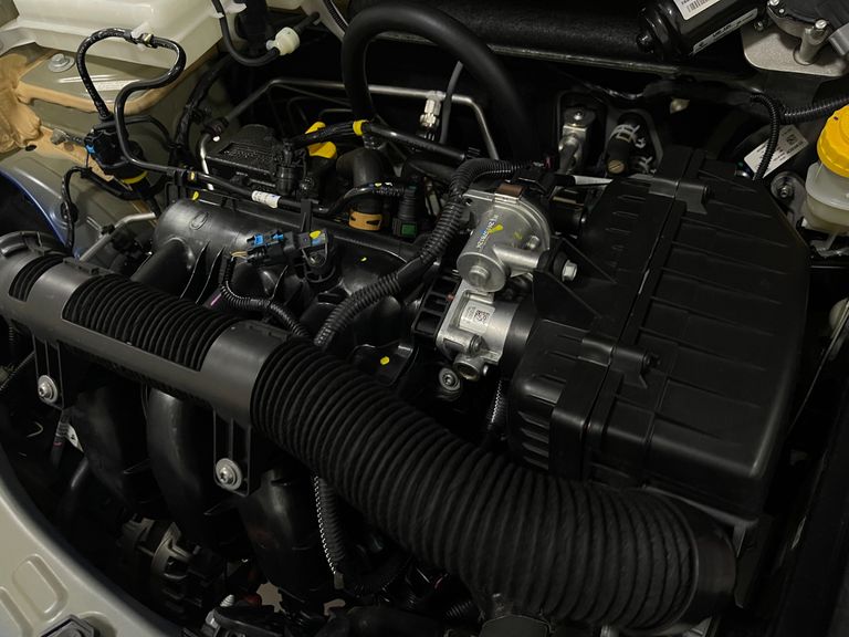 Renault KWID OUTSIDER 1.0 Flex 12V 5p Mec.