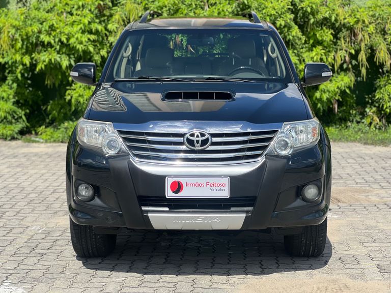 Toyota Hilux SW4 SRV D4-D 4x4 3.0 TDI Dies. Aut