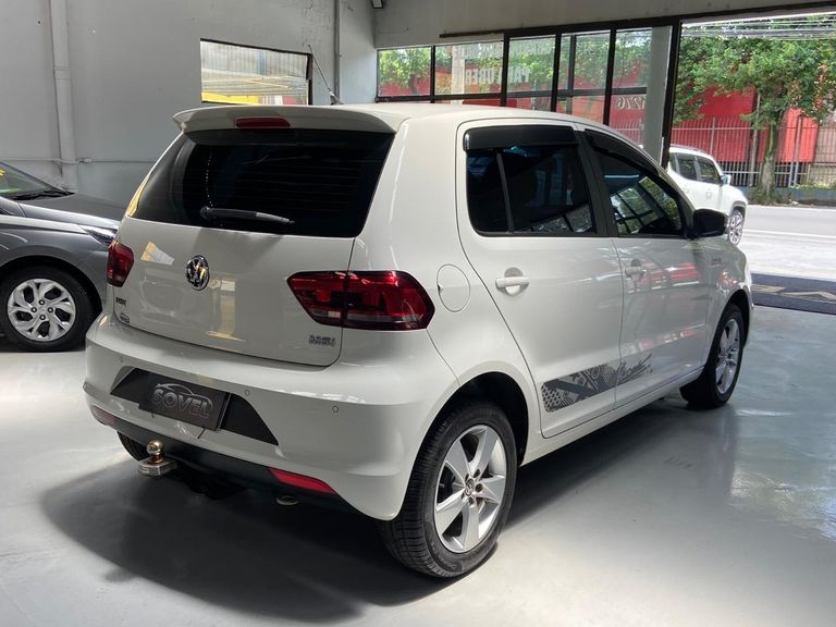 VolksWagen Fox Rock in Rio 1.6 Mi Total Flex 8V 5p