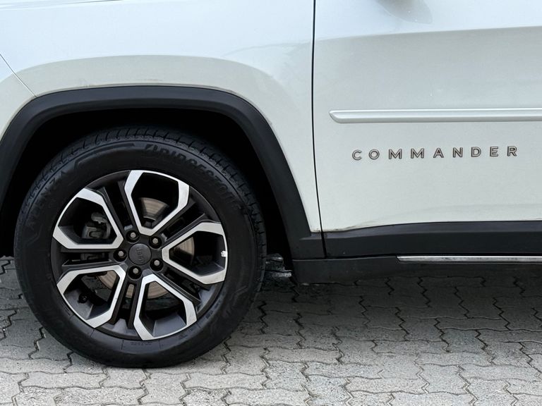 Jeep Commander Limited T270 1.3 TB Flex Aut.