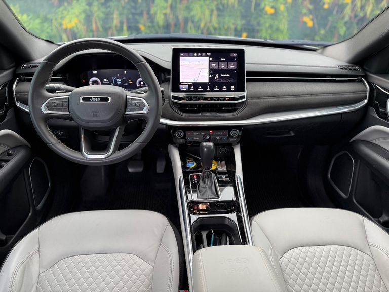 Jeep Commander Limited T270 1.3 TB Flex Aut.