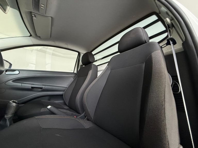 VolksWagen Saveiro Robust 1.6 Total Flex 16V CD