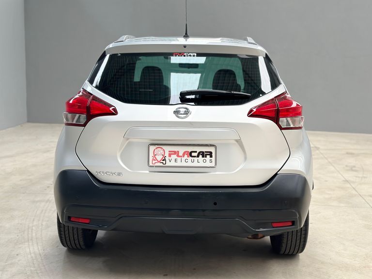 Nissan KICKS S 1.6 16V FlexStar 5p Mec.