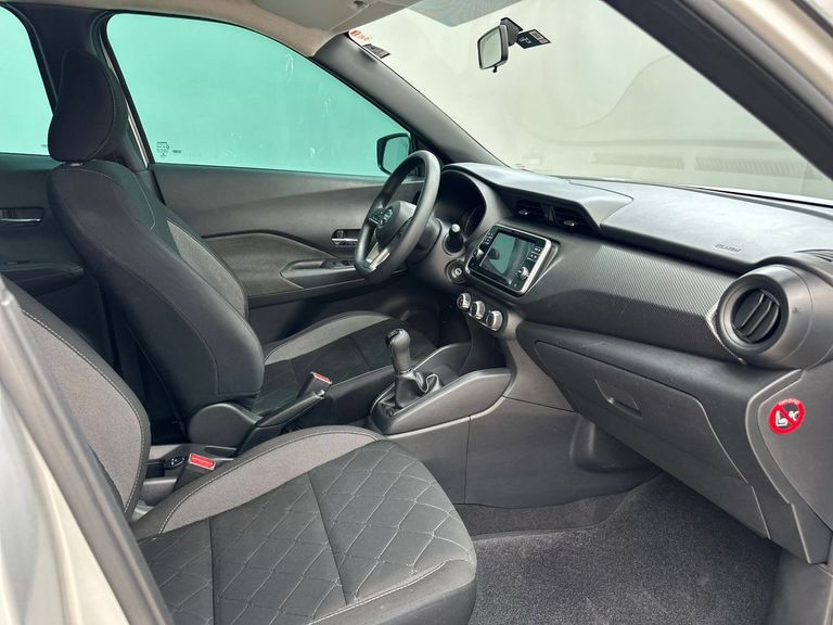 Nissan KICKS S 1.6 16V FlexStar 5p Mec.