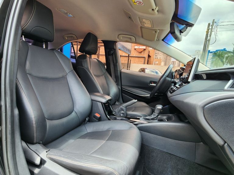 Toyota Corolla XEi 2.0 Flex 16V Aut.