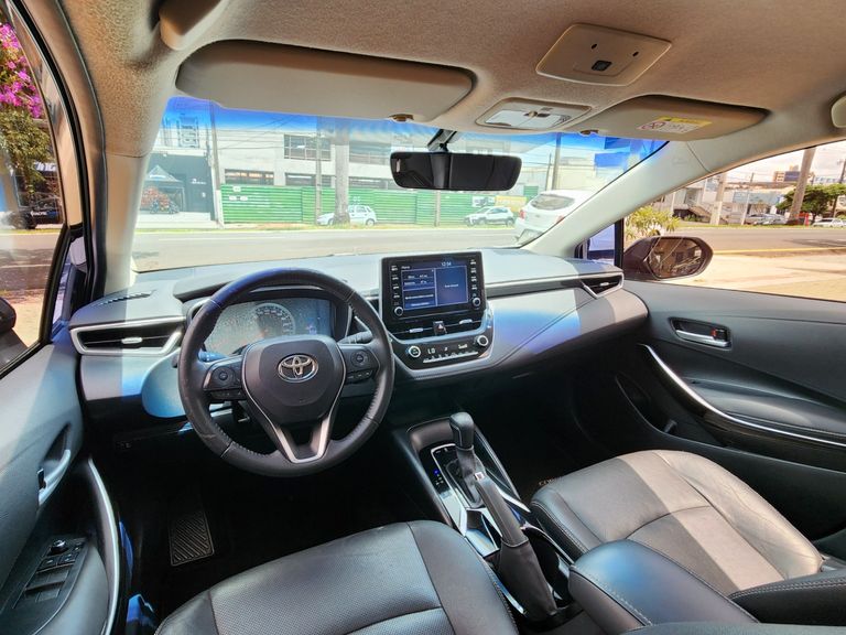 Toyota Corolla XEi 2.0 Flex 16V Aut.