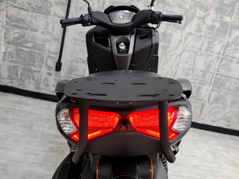 YAMAHA NMAX 160