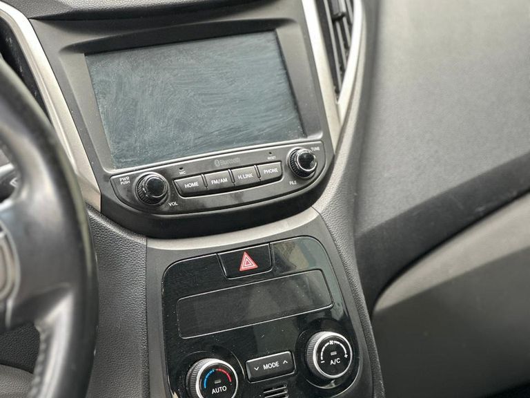 Hyundai HB20S Premium 1.6 Flex 16V Aut. 4p