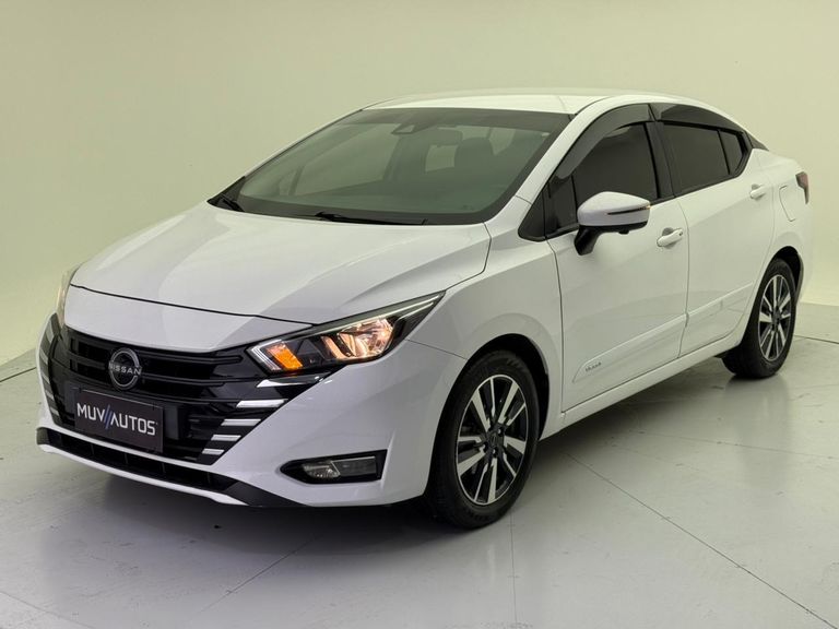 Nissan VERSA Advance 1.6 16V Flex Aut.