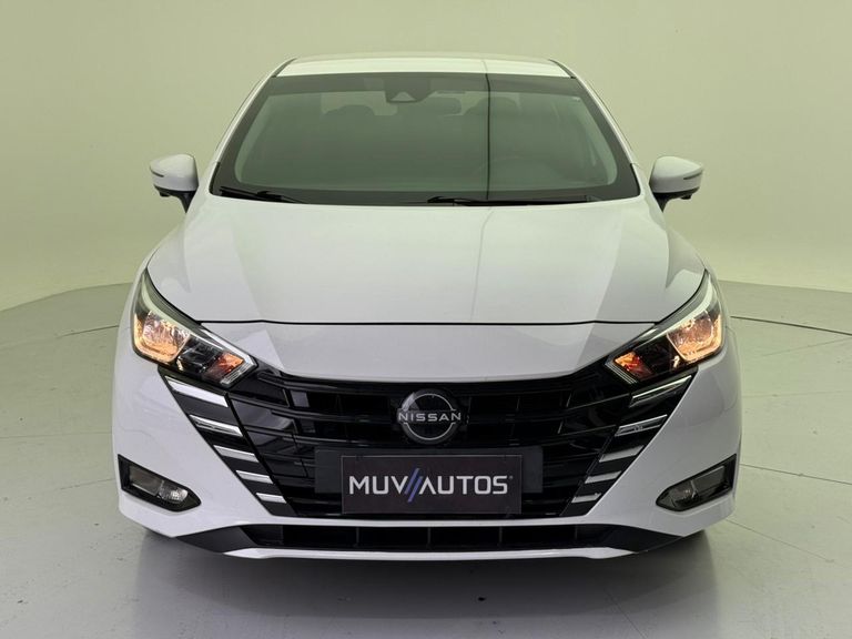 Nissan VERSA Advance 1.6 16V Flex Aut.