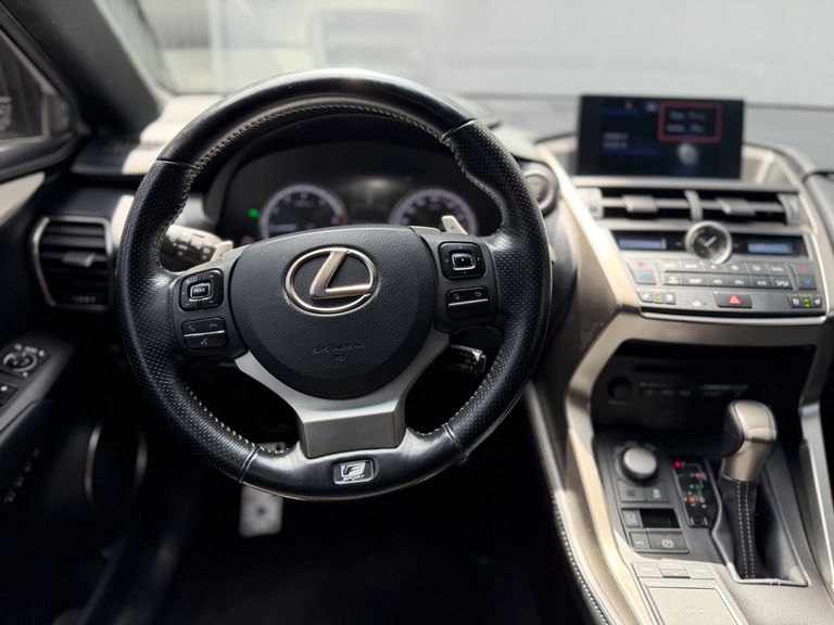 Lexus NX-200t F-Sport AWD 2.0 16v 238cv Aut.
