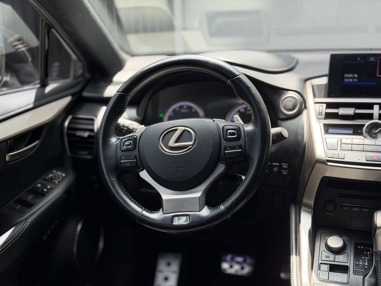 Lexus NX-200t F-Sport AWD 2.0 16v 238cv Aut.