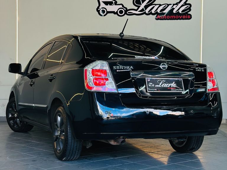 Nissan Sentra S 2.0/ 2.0 Flex Fuel 16V Aut.