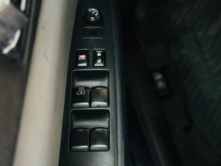 Nissan Sentra S 2.0/ 2.0 Flex Fuel 16V Aut.