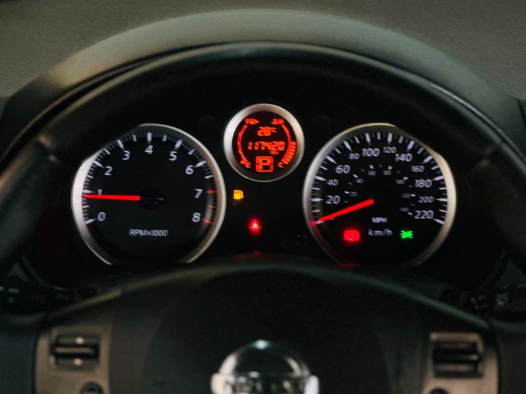 Nissan Sentra S 2.0/ 2.0 Flex Fuel 16V Aut.