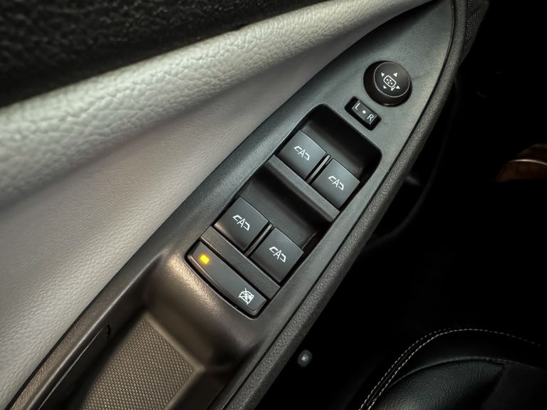 Chevrolet ONIX HATCH PREM. 1.0 12V TB Flex 5p Aut.