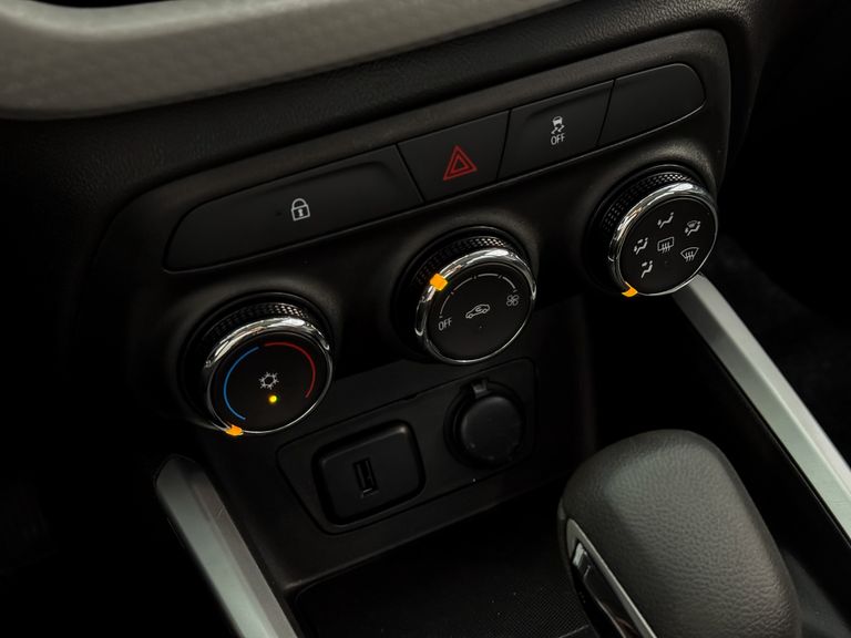 Chevrolet ONIX HATCH PREM. 1.0 12V TB Flex 5p Aut.