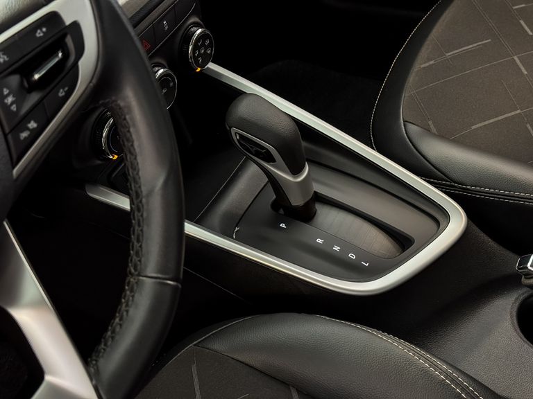 Chevrolet ONIX HATCH PREM. 1.0 12V TB Flex 5p Aut.