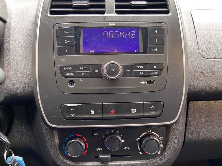 Renault KWID Zen 1.0 Flex 12V 5p Mec.