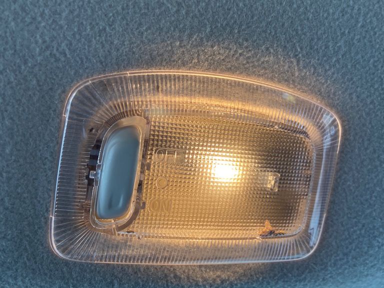 Renault KWID Zen 1.0 Flex 12V 5p Mec.