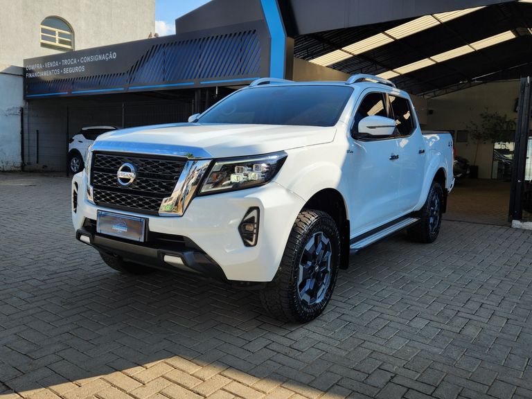 Nissan Frontier XE CD 4x4 2.3 Bi-TB Diesel Aut.