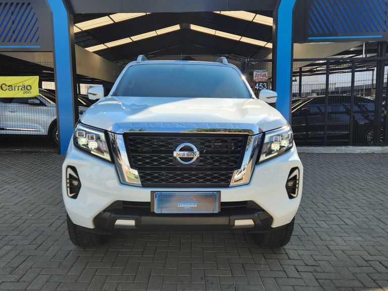 Nissan Frontier XE CD 4x4 2.3 Bi-TB Diesel Aut.