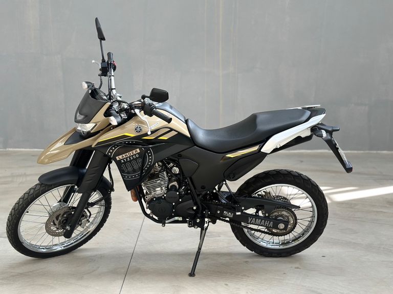 YAMAHA XTZ 250 LANDER 249cc/LANDER BLUEFLEX/ABS