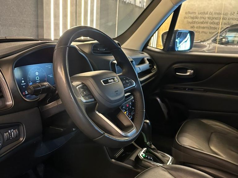 Jeep Renegade Long. T270 1.3 TB 4x2 Flex Aut.