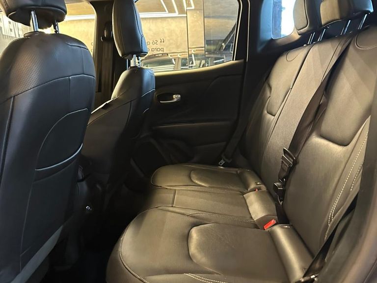 Jeep Renegade Long. T270 1.3 TB 4x2 Flex Aut.