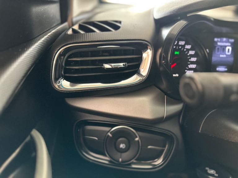 Fiat ARGO PRECISION 1.8 16V Flex Aut.