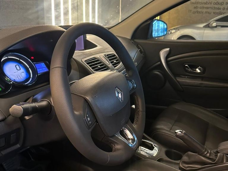 Renault FLUENCE Sed. Dynamique 2.0 16V FLEX Aut.