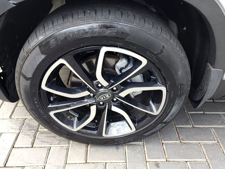 Kia Motors Sorento 2.4 16V 4x2 Aut.