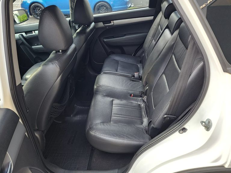 Kia Motors Sorento 2.4 16V 4x2 Aut.