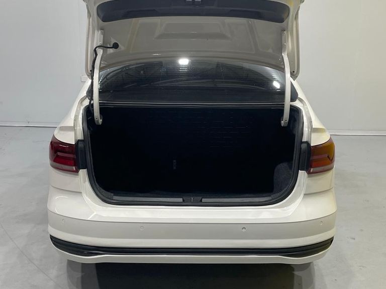 VolksWagen VIRTUS 1.6 MSI Flex 16V 4p Aut.