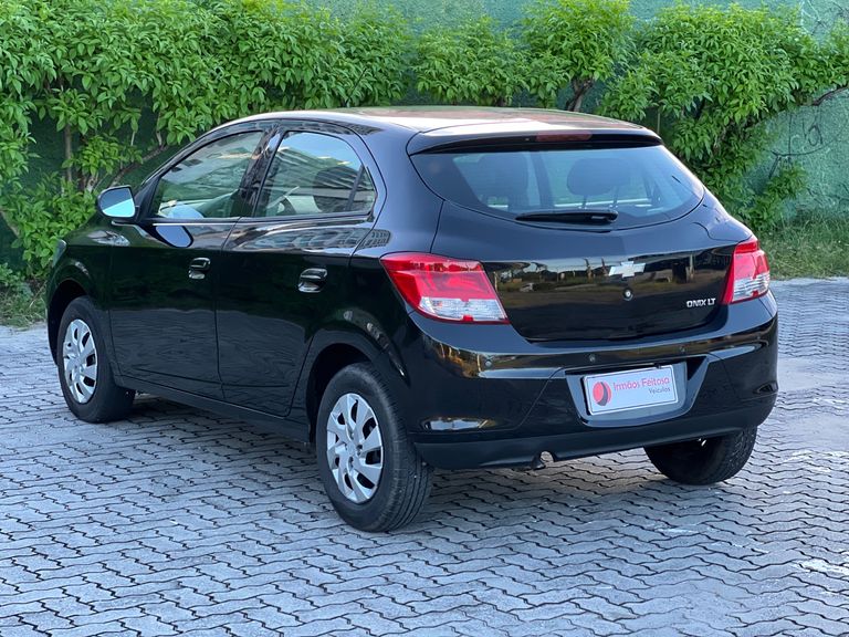 Chevrolet ONIX HATCH LT 1.0 8V FlexPower 5p Mec.